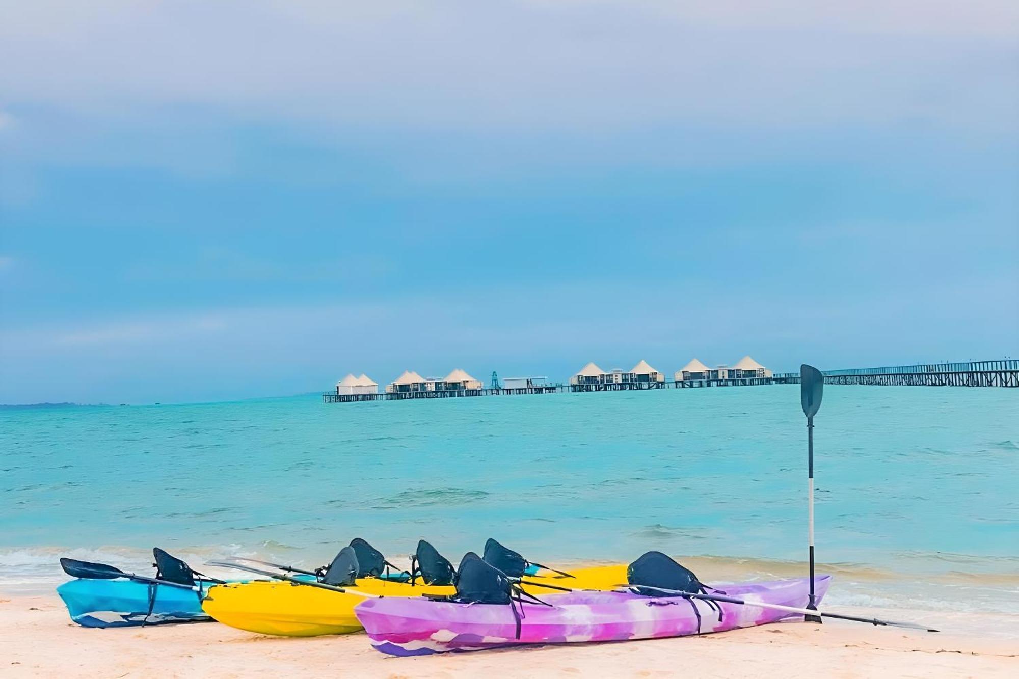 Kiki Beach Resort, Batam Galang Island Exterior foto